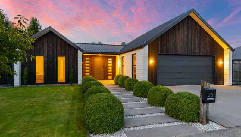 33 Blackmore Place, Springlands