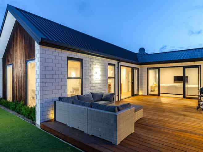 33 Blackmore Place, Springlands