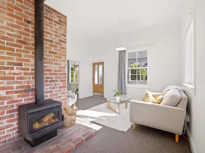 4 Queen Street, Doyleston