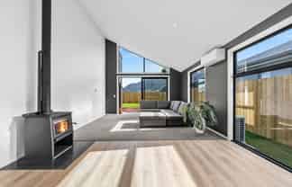 36 Gillespie Street, Lake Hawea