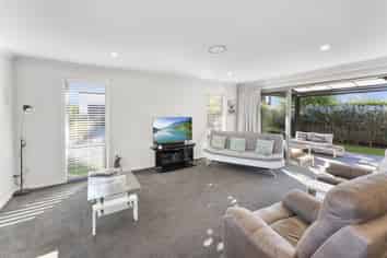 17 Youngberry Drive, Richmond