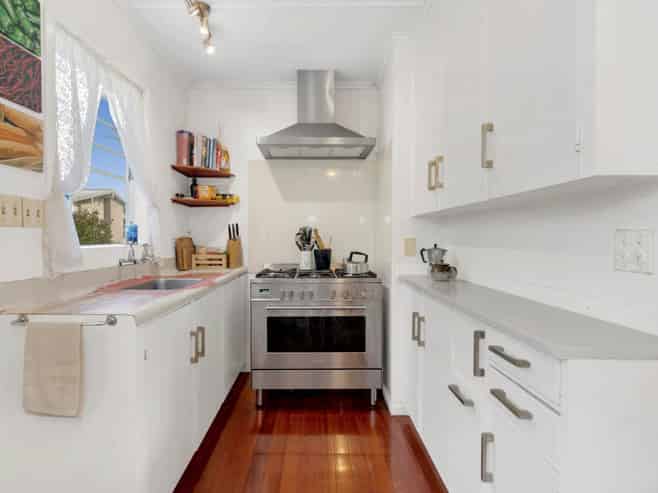 1A Fourth View Avenue, Beachlands