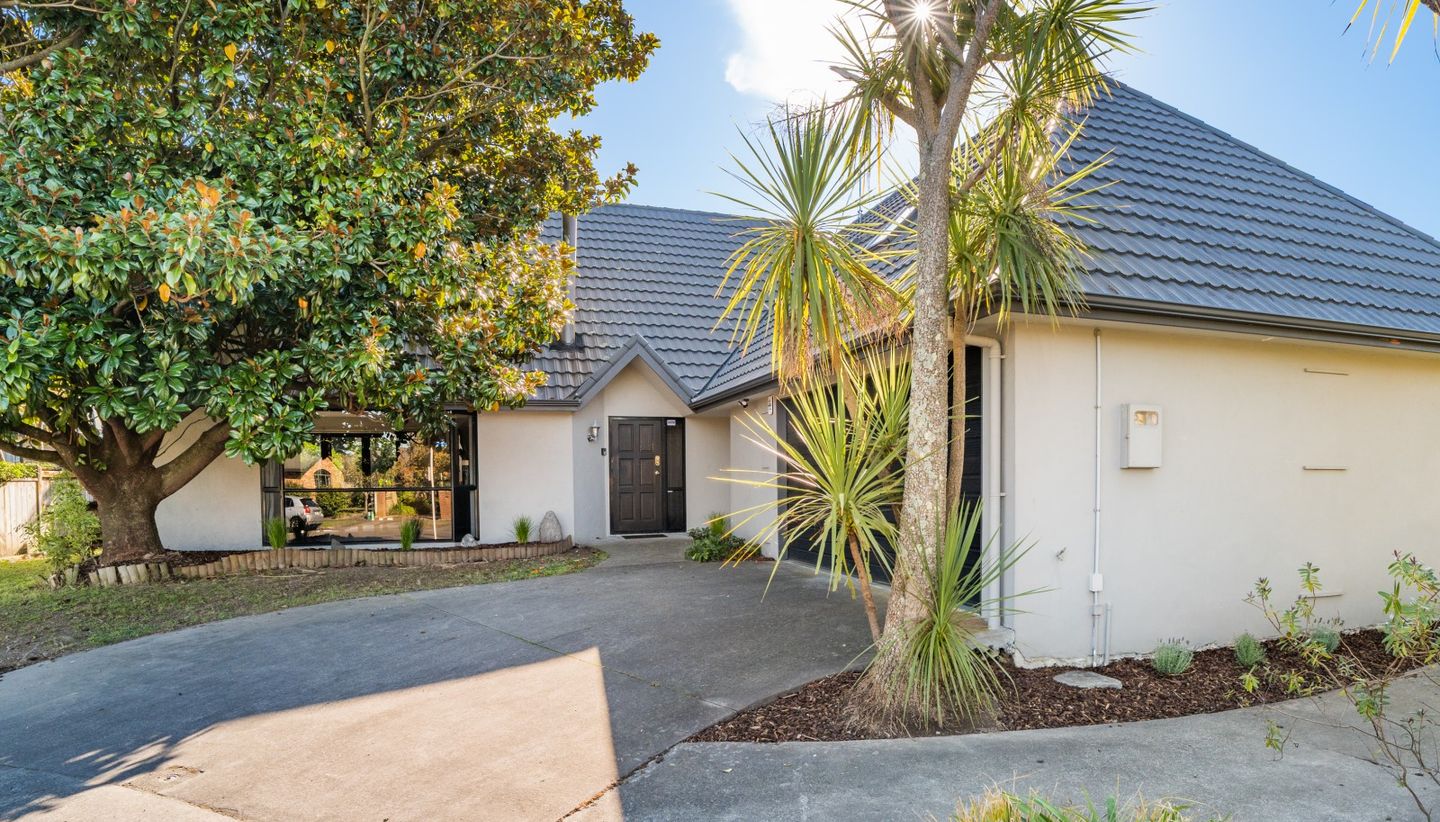 15 Rothesay Place, Highbury, Palmerston North City, Manawatu / Whanganui