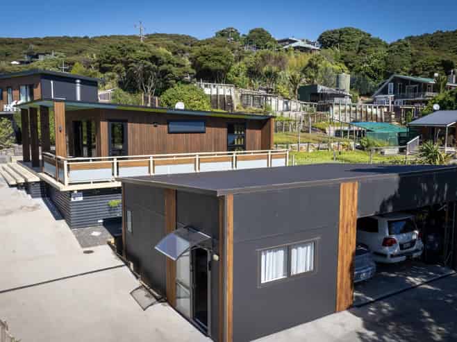 14 Whaanga Road, Raglan