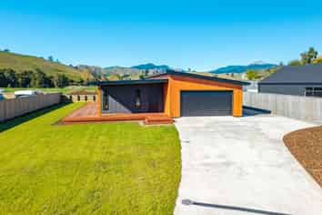 3 Louden Place, Wakefield