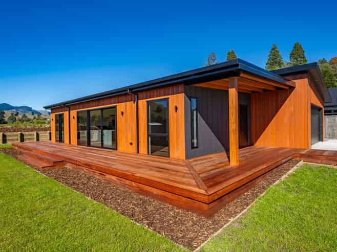 3 Louden Place, Wakefield