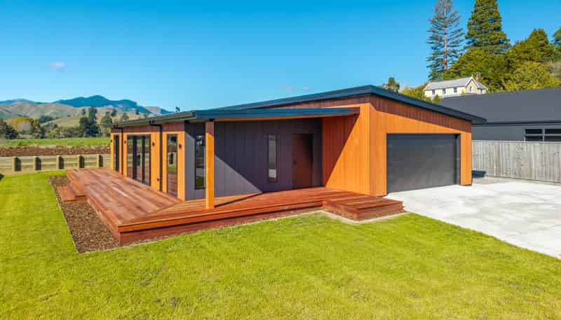 3 Louden Place, Wakefield