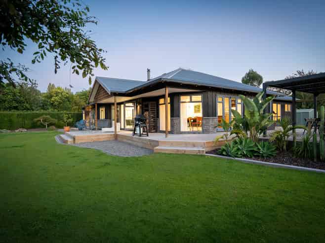 398 French Pass Road, Cambridge