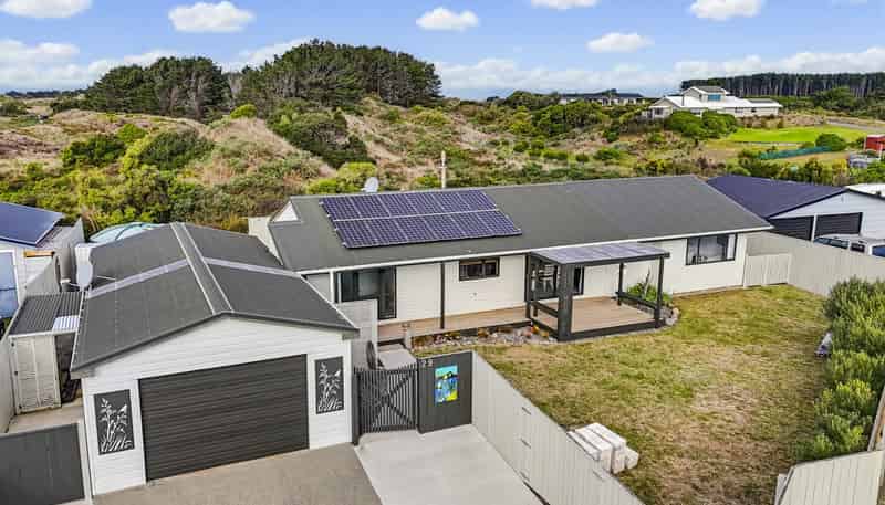 29 Matakane Street, Waitarere Beach