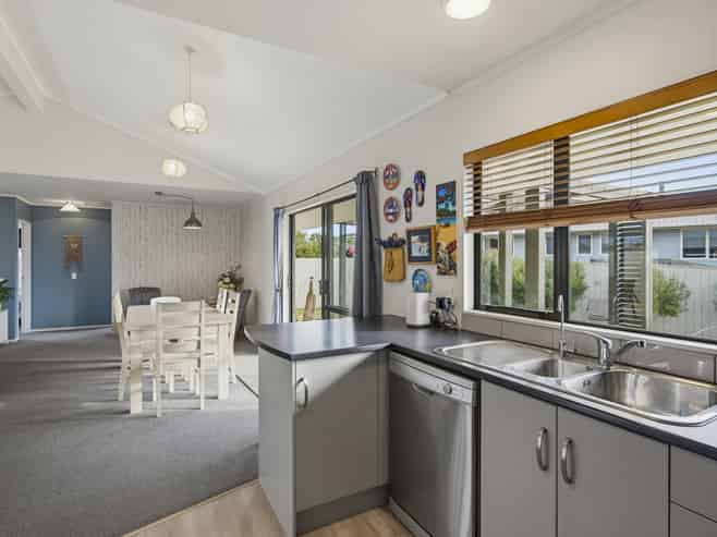 29 Matakane Street, Waitarere Beach