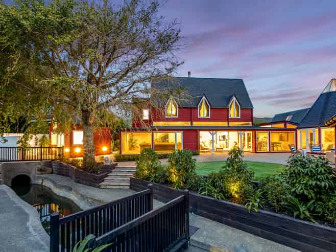 64 Kings Crescent, Hutt Central