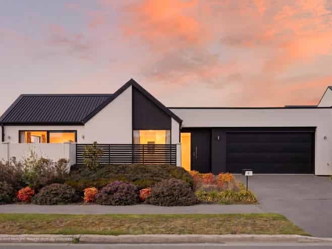 4 Stroma Avenue, Casebrook