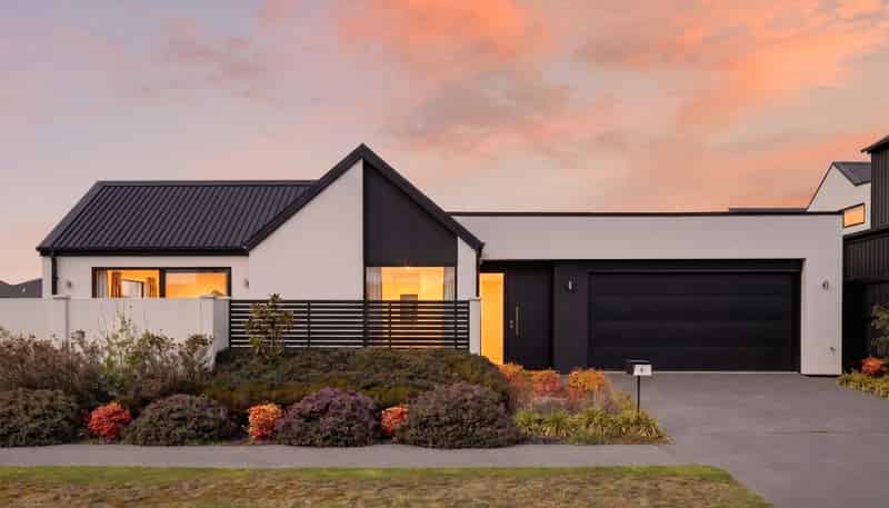 4 Stroma Avenue, Casebrook