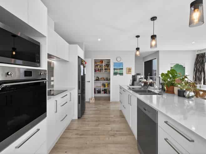 4 Stroma Avenue, Casebrook