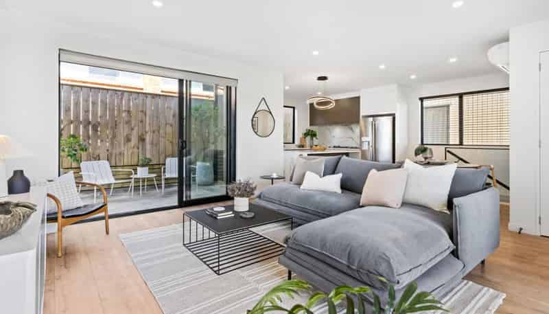 49B Northboro Road, Belmont