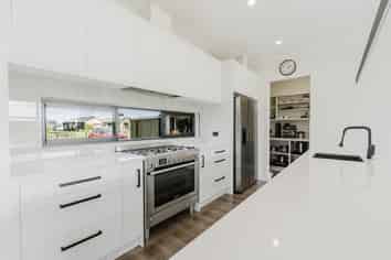 137 Pilot Drive, Ngahinapouri