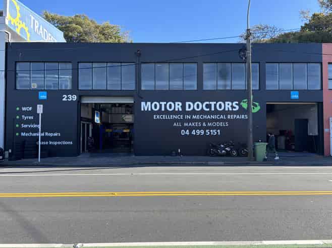 Thorndon Quay warehouse with profile