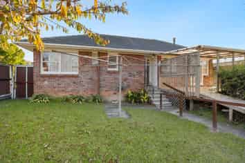 84 Barrys Road, Glendene