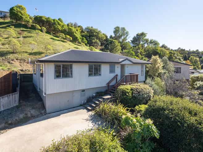 41 Saint Lawrence Street, Toi Toi