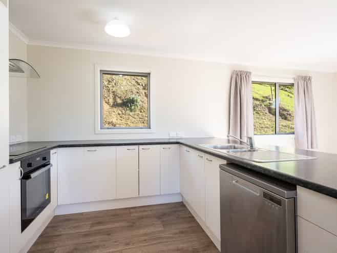 41 Saint Lawrence Street, Toi Toi