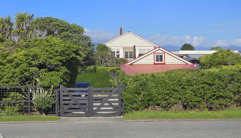 75 Revell Street, Hokitika