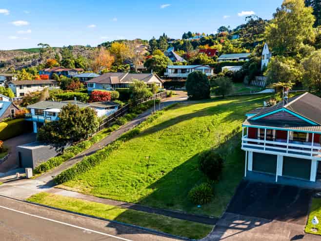 100 Wakeman Road, Acacia Bay