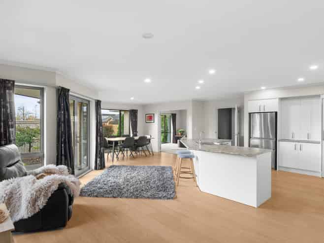 31 Eaglesome Avenue, Aidanfield