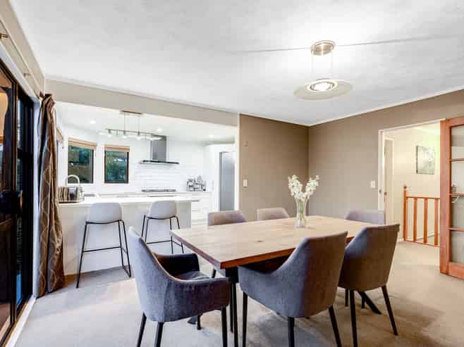 99 Discovery Drive, Whitby