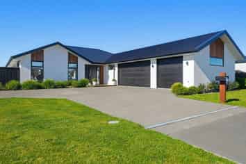 19 Suffolk Drive, KIRWEE