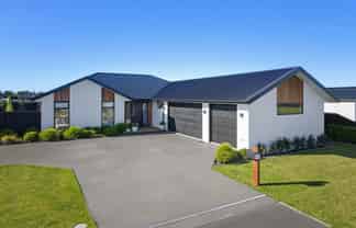 19 Suffolk Drive, KIRWEE