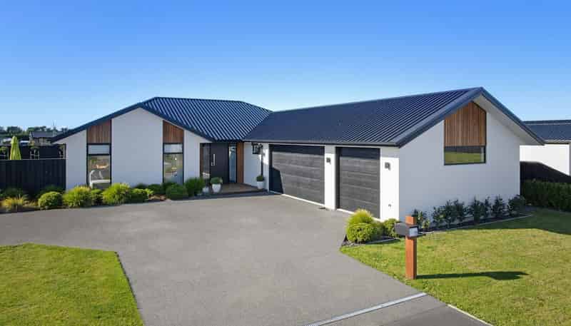 19 Suffolk Drive, KIRWEE
