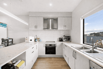 11 Houkura Way, Mount Albert