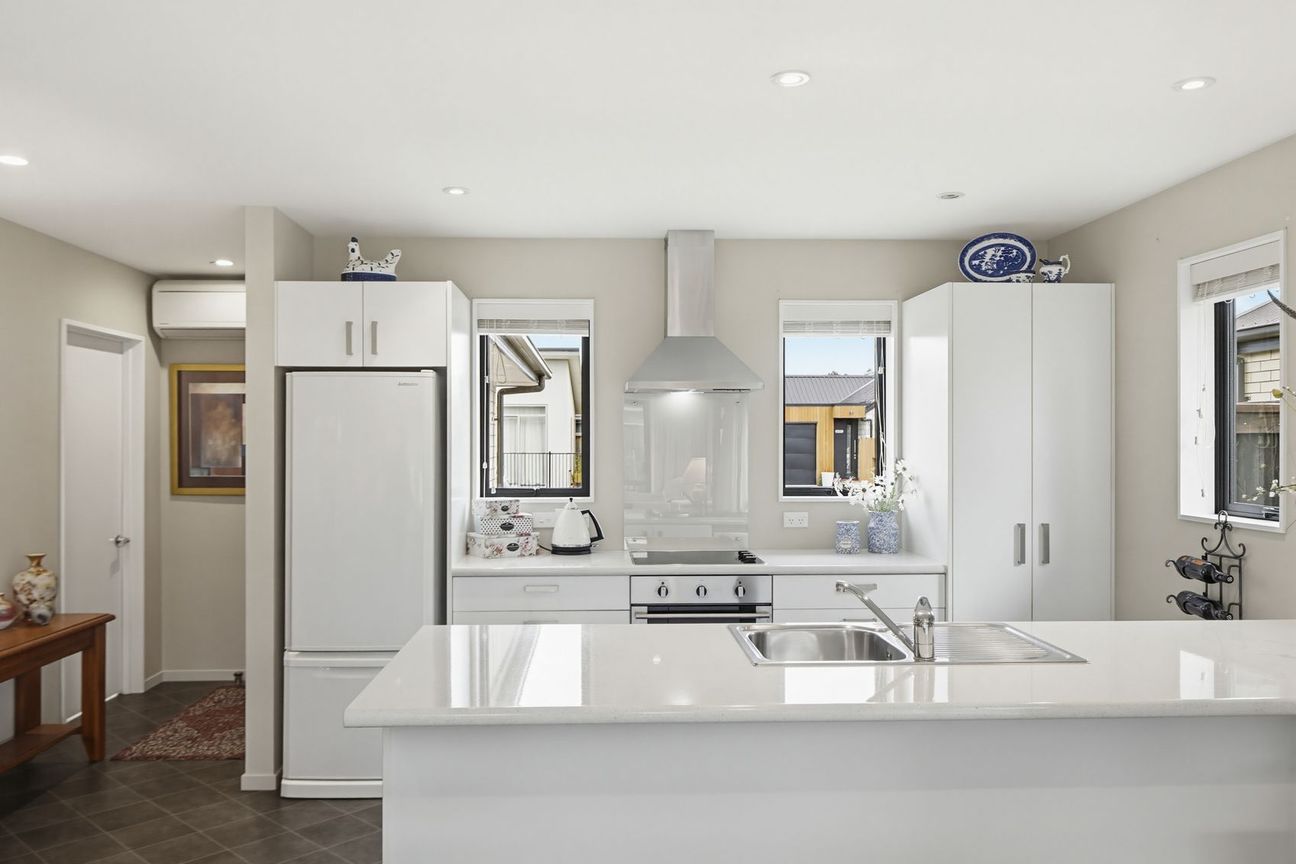 Two bedroom delight - light, bright, just right! – pohled 4