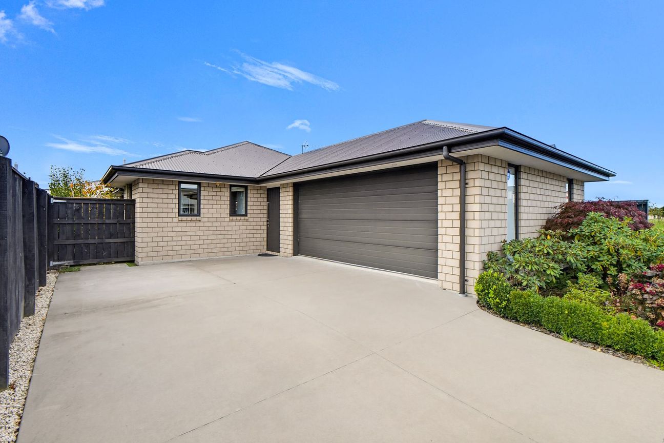 Two bedroom delight - light, bright, just right!, Kaiapoi