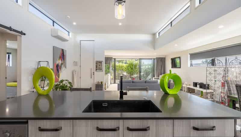83 Coast Boulevard, Papamoa Beach