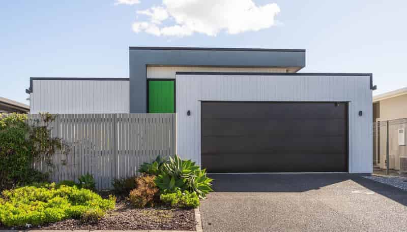 83 Coast Boulevard, Papamoa Beach