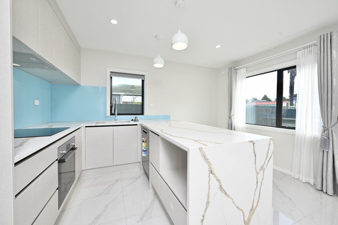 Brand new house Otahuhu - Vista 4
