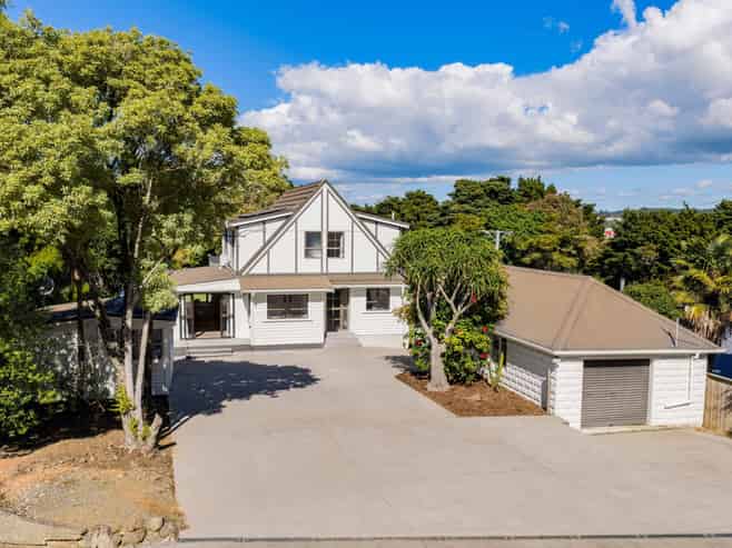 2 Memorial Drive, Parahaki