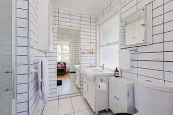 2 Lilac Grove, Hillsborough
