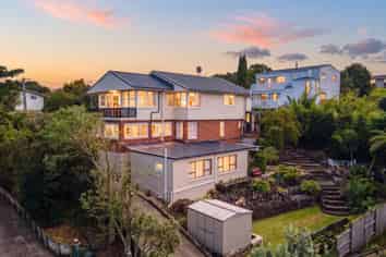 2 Lilac Grove, Hillsborough