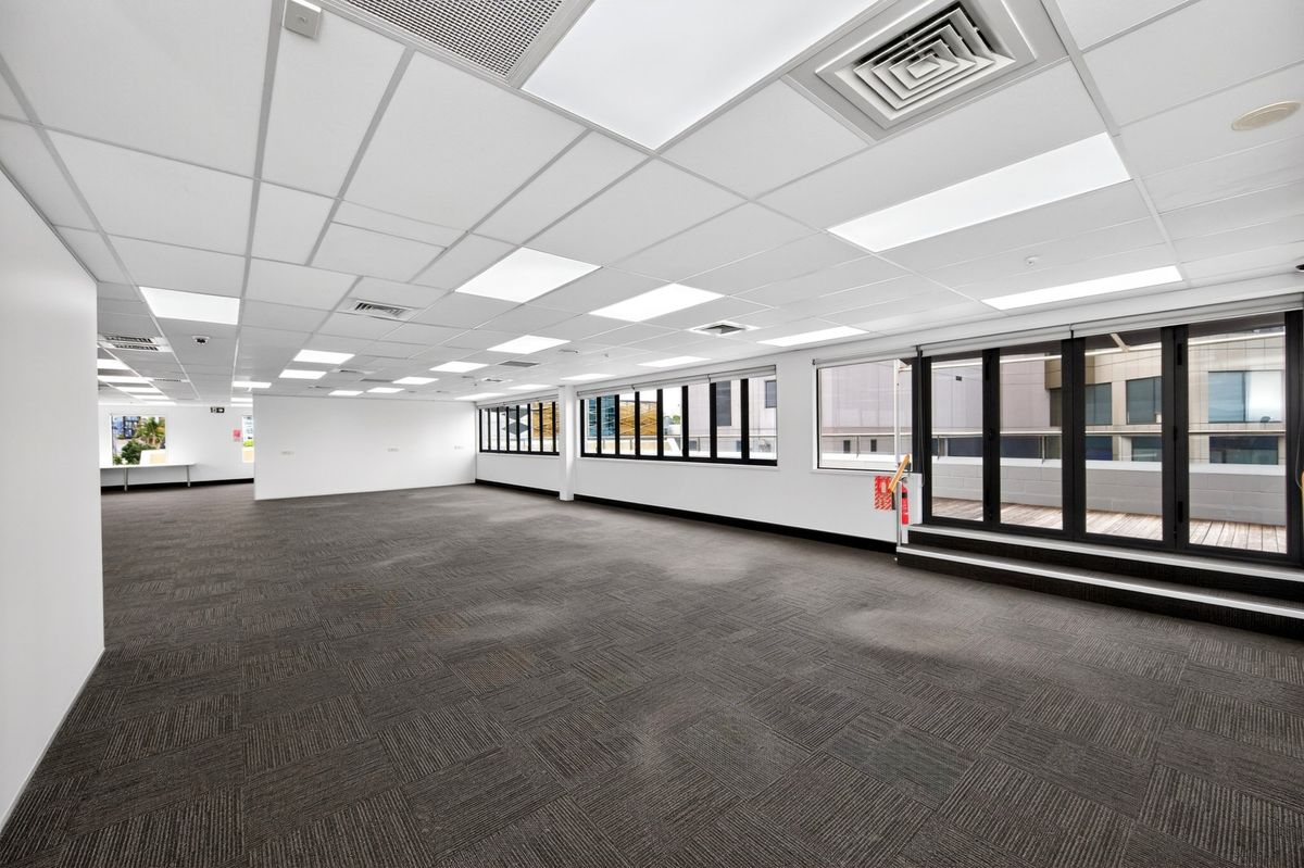 Corner profile Takapuna office with expansive deck - Ansicht 6
