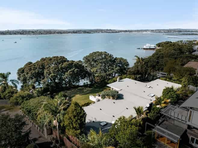 10 Clouston Street, Glendowie