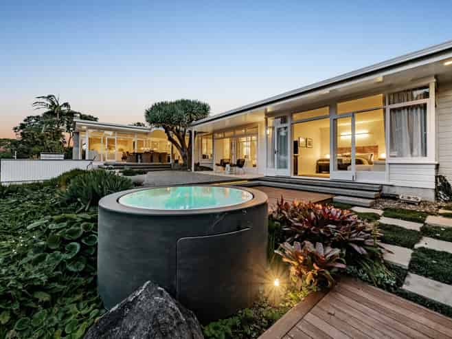 10 Clouston Street, Glendowie