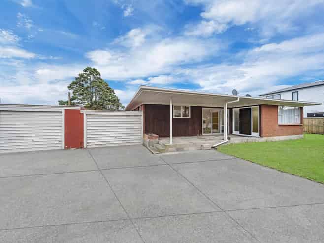 2/90 East Tamaki Road, Papatoetoe