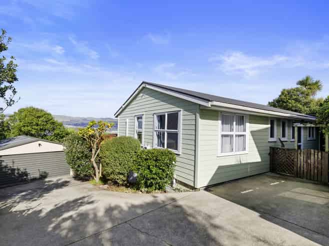 12A Whenua View, Titahi Bay