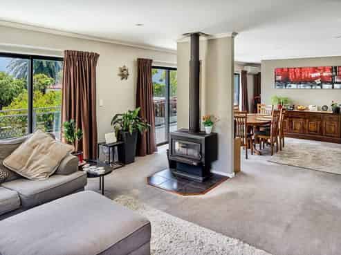 21 View Road, Titahi Bay