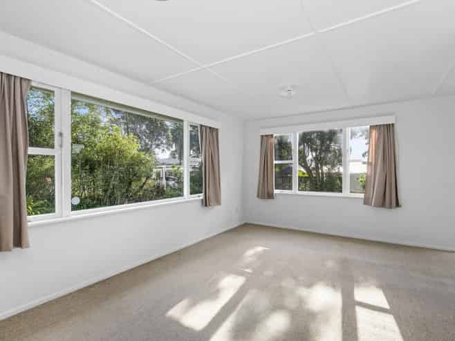 5A Whitehouse Road, Titahi Bay