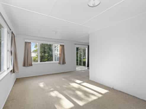 5A Whitehouse Road, Titahi Bay
