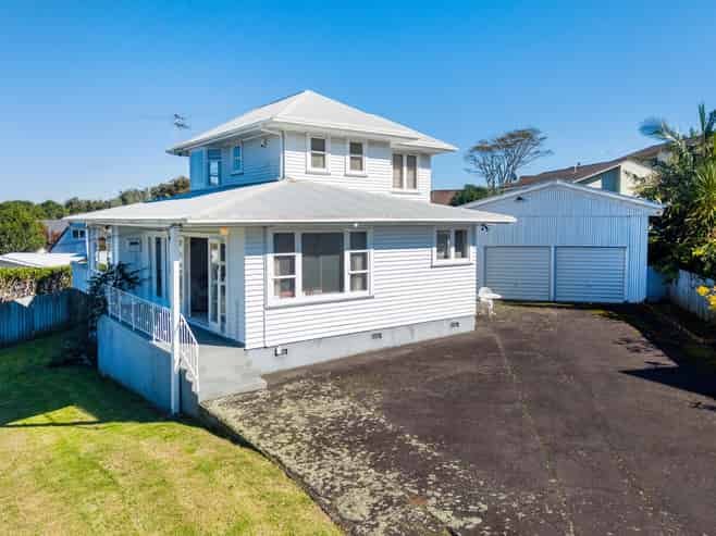 26A Mountain Road, Mount Wellington
