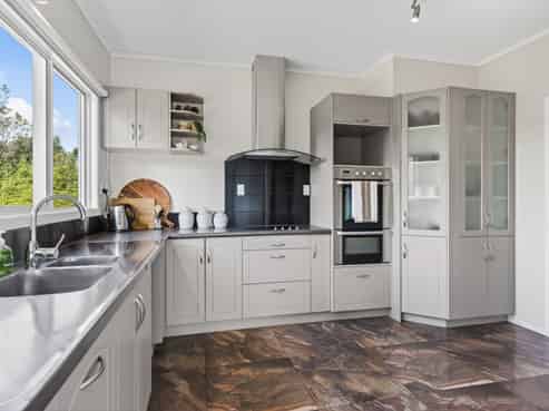 7 Doctors Hill Road, Maungaturoto
